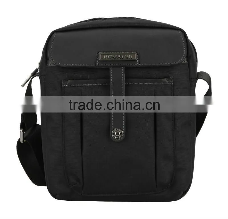 fashion new stylish waterproof and durable nylon waterproof large messenger bag