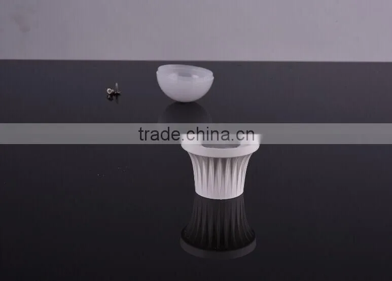 Hot Sale 9W Led E27 B22 Energy Saving Lamp 900lm WW DW CW Led Bulb