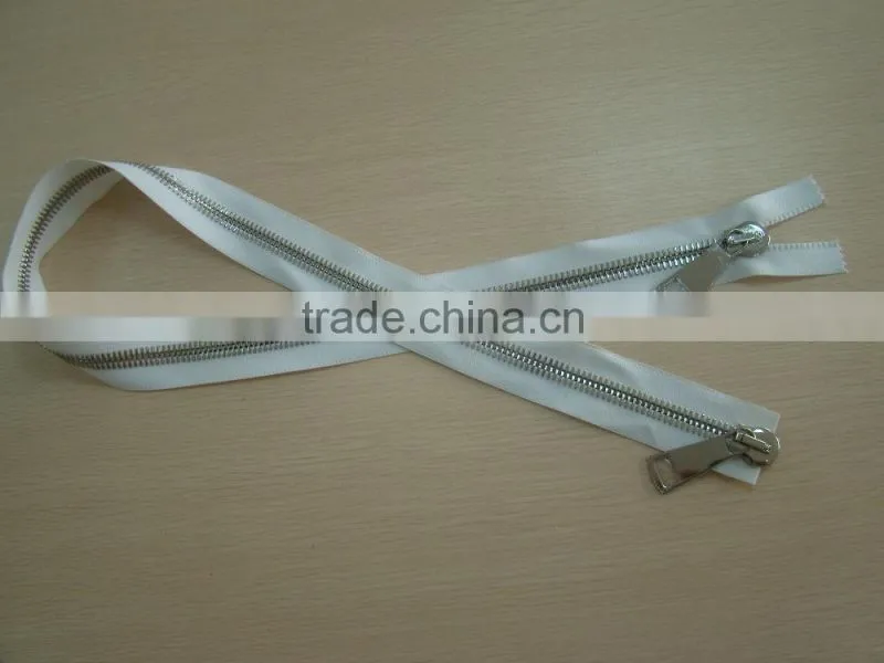 Two way open end metal zipper and double sliders metal zipper