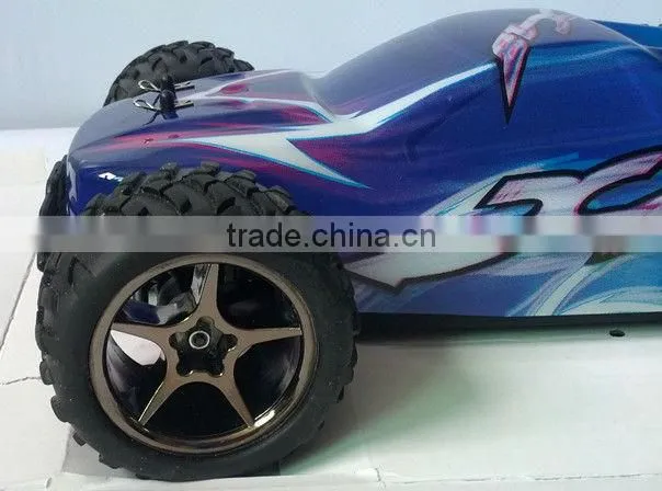 4WD Electric RC Car 1/18 Monster Truck( V8(BL))
