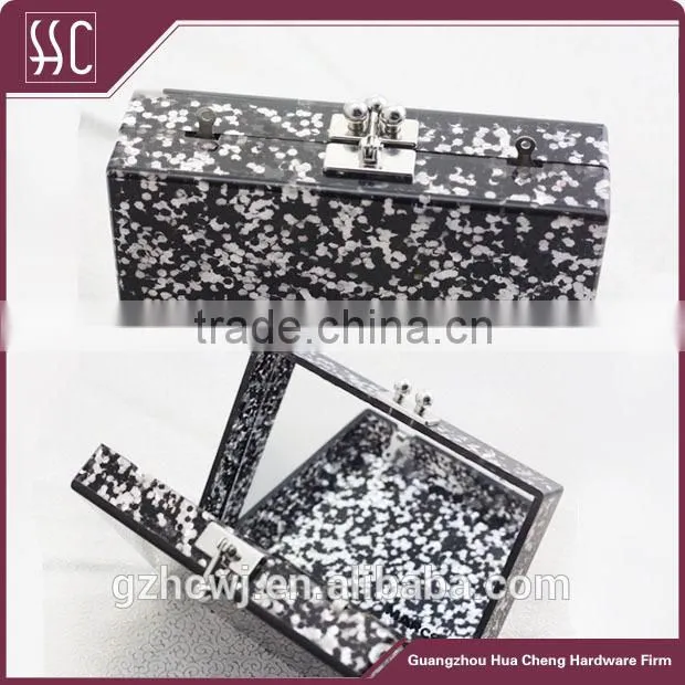 Guangzhou newest acrylic makeup box/clutch,acrylic clutch bag