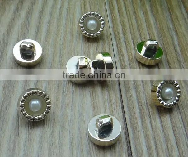 factory sell custom pearl rhinestone button