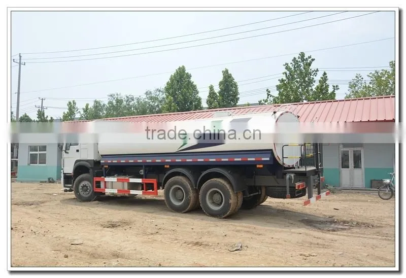 Sinotruk Howo 6x4 watering cart 20 CBM