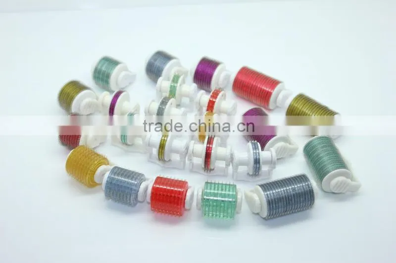 4 in 1 300/720/1200 skin lifting microneedling system massage roller with disinfecting zone L013C