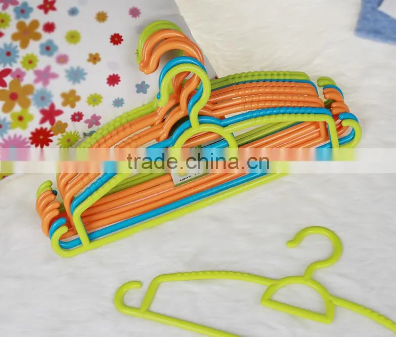 Wholesale Stock Multifunction Fashion Plastic Clothes Hangers