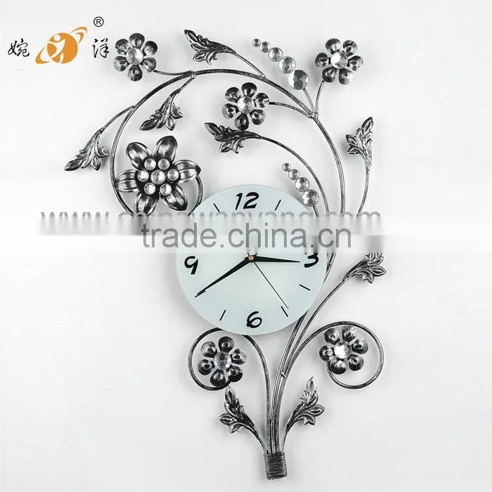 Hot Selling Concise Beautiful Silvery White Fancy Wall Clocks