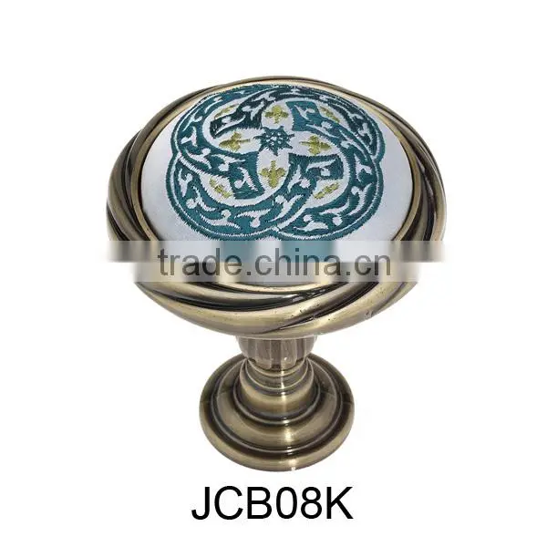 JCB08 plastic wall hanger hook curtain tassels