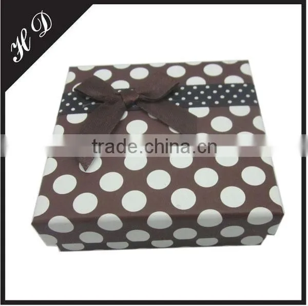 Jewelry Necklace Box With Satin Cloth