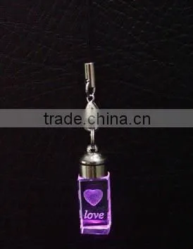 2016 Fashion and mini 3d laser engraving crystal keychain with personal logo