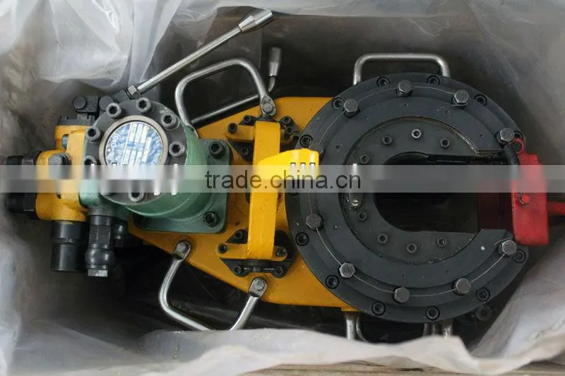 Hydraulic tubing power tong