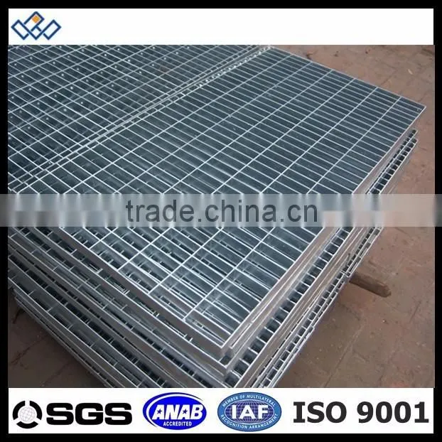 ENTRANCE METAL GRATING MATS IN SPECIAL SIZES WITH ISO 9001