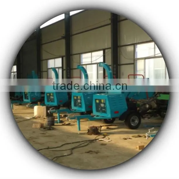 22HP diesel mobile wood chipper machine
