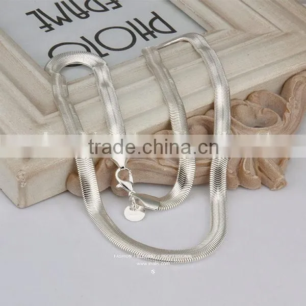 2014 free sample available classic custom fashion necklace vner