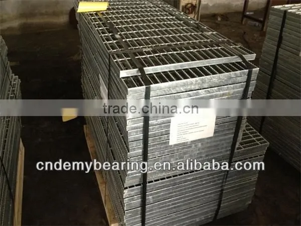 STEEL GRATING PLATE 1400x825MM