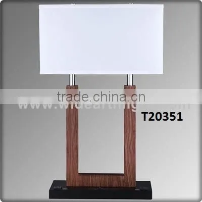 UL Listed Modern Bedroom Bedside Glass Shade Adjustable Desk Lamp With On Off Switch Power Outlet Hotel Desk Lamps Light T50070