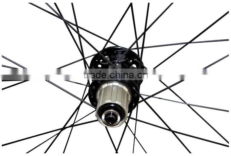 26ER Carbon wheels mtb clincher disc hubs in UD matt finish