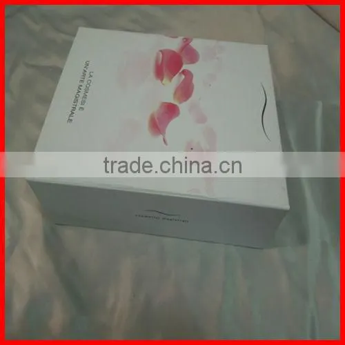 White Custom Gift Magnet For Packaging Box