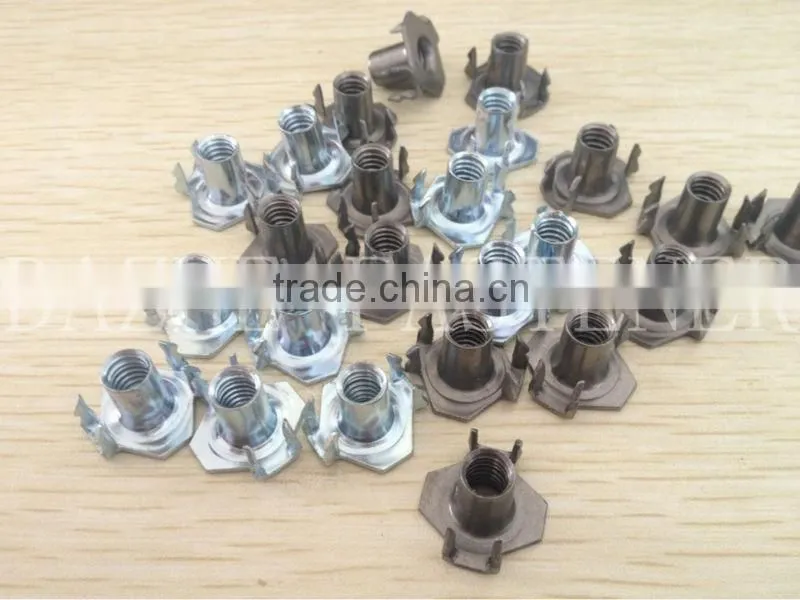 DIN 1624 T nuts with 4 prongs