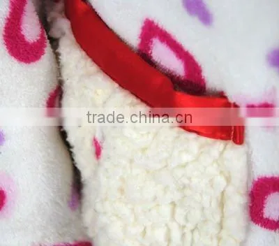 Heart-shaped printed coralfleece bathrobe