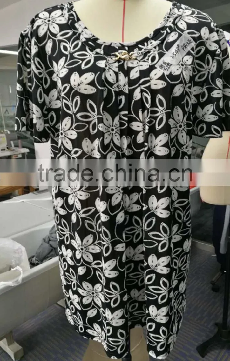 Hot ! Fashion black and grey big sleeve floral blouse for middle aged women