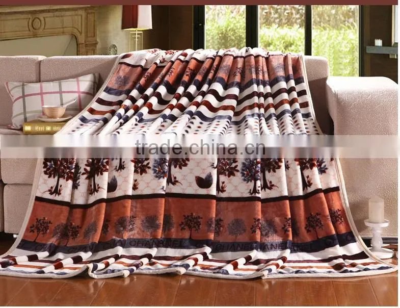 china factory portable plaid printing 100 polyester flannel blanket