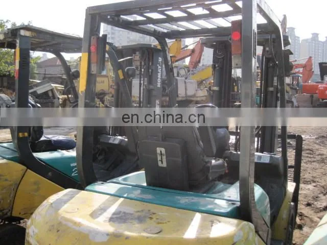 Komatsu FD25 2.5ton forklift on sale in Shanghai