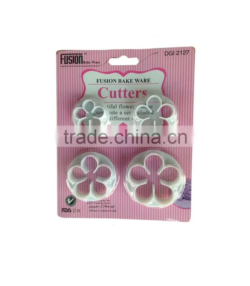 Kitchen Accessoried cute Flower Shaped cookie cake cutter