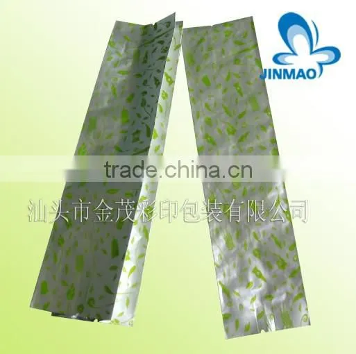 Laminated aluminium foil tea packaging bag with side gusset