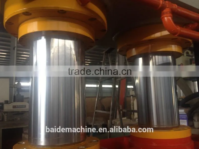 Metal sheet forming hydraulic press machine