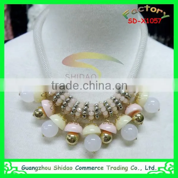 Crystal embellishment custom neckline rhinestone applique
