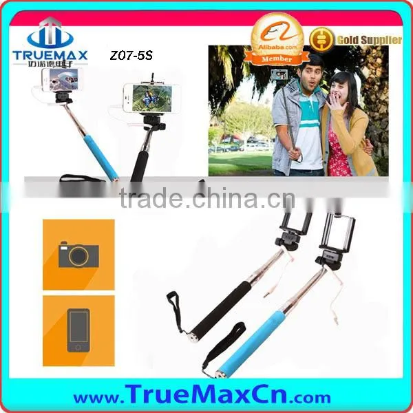 Mini cute cartoon lips style handeld selfie stick monopod, Wired Remote Camera Shutter