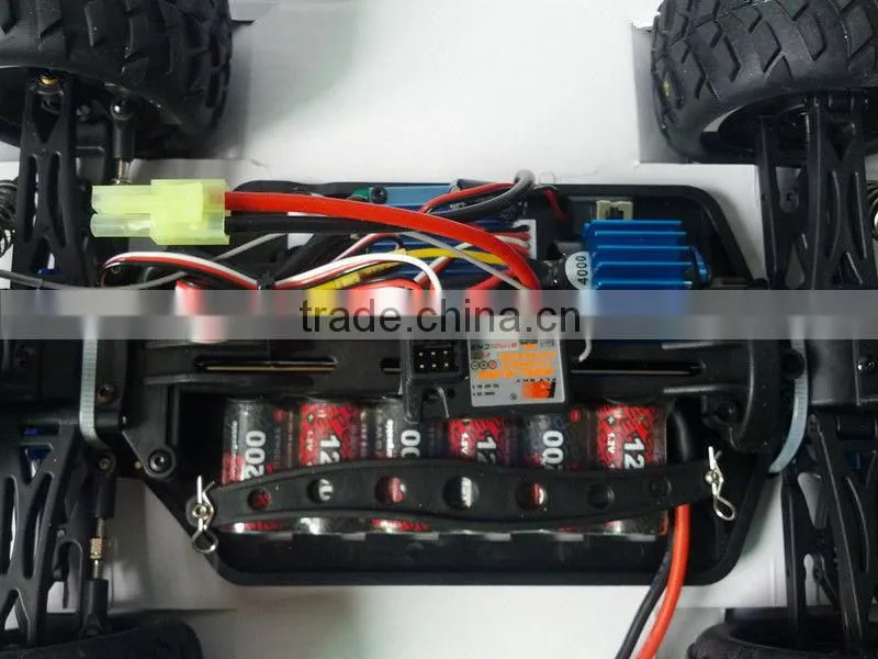 4WD Electric RC Car 1/18 Monster Truck( V8(BL))
