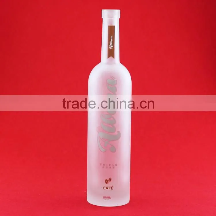 High quality heart gin bottle frosted alcohol bottle violin glass bottle