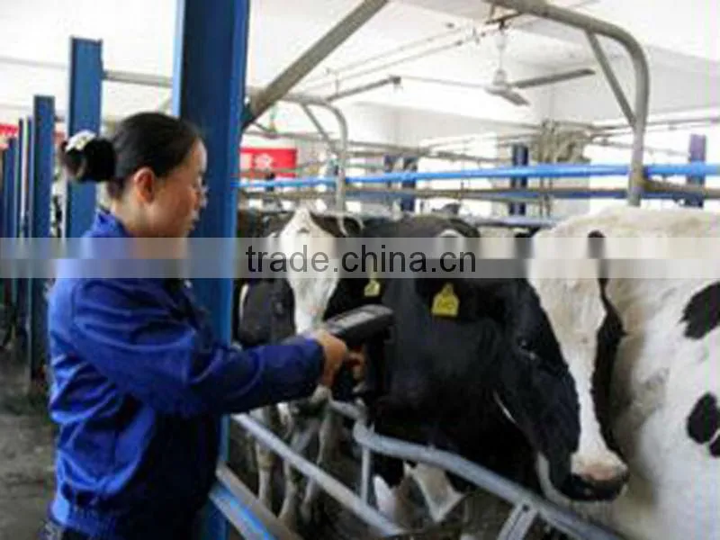 Full automatic milking machine parlor