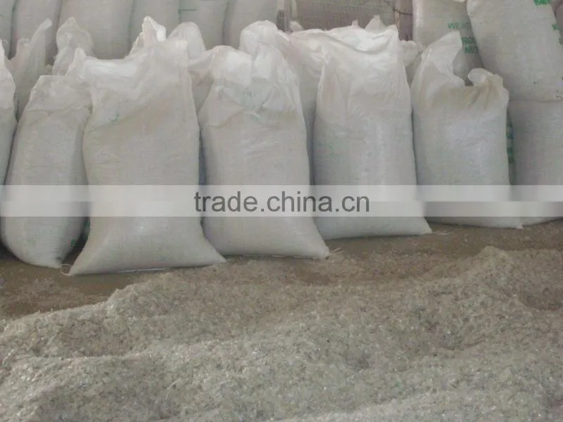 Recycled fiber grade PET chips washed
