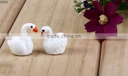 cy309 Artificial Three-dimensional whale DIY Resin swan crafts garden moss Micro View decorations