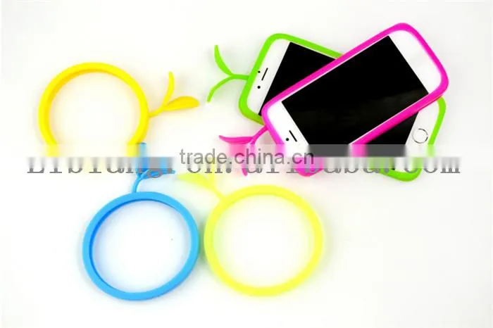 Creative design multifunctional universal silica gel hand ring