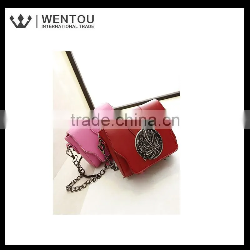 Wholesale custom quatrefoil designer Chain bag