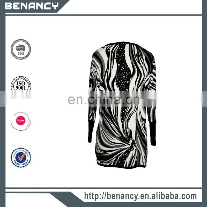 Abstract Paisley Worsted Round Neckine Tunic For Old Women