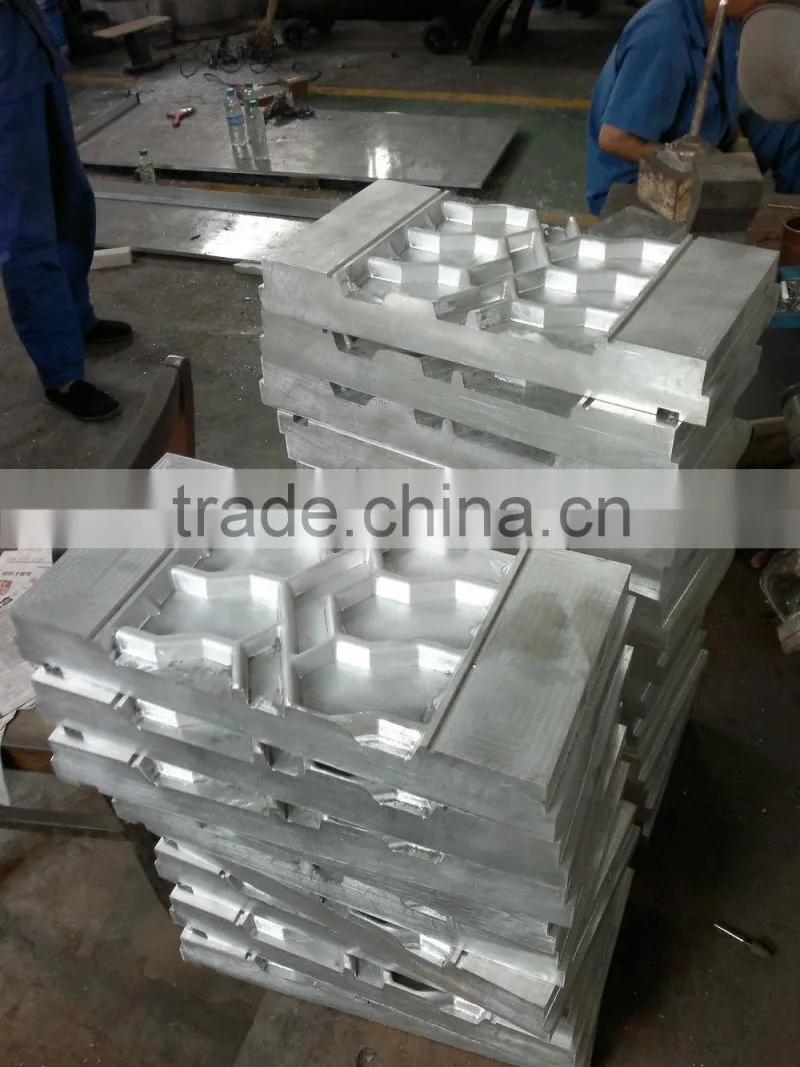 pre-cured tread mold (tyre mold)