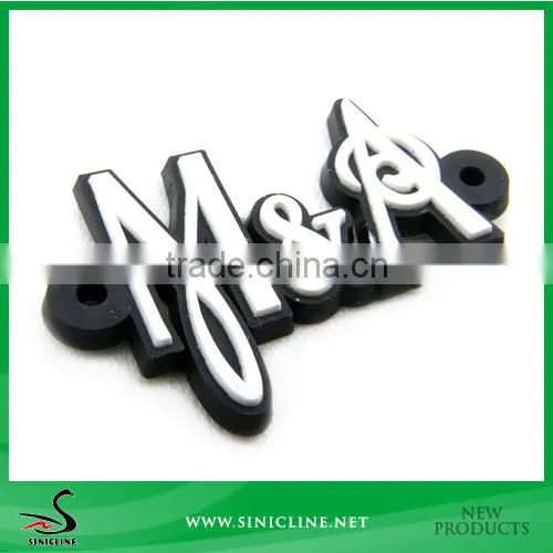 Sinicline Rubber Label Swing on Uniform