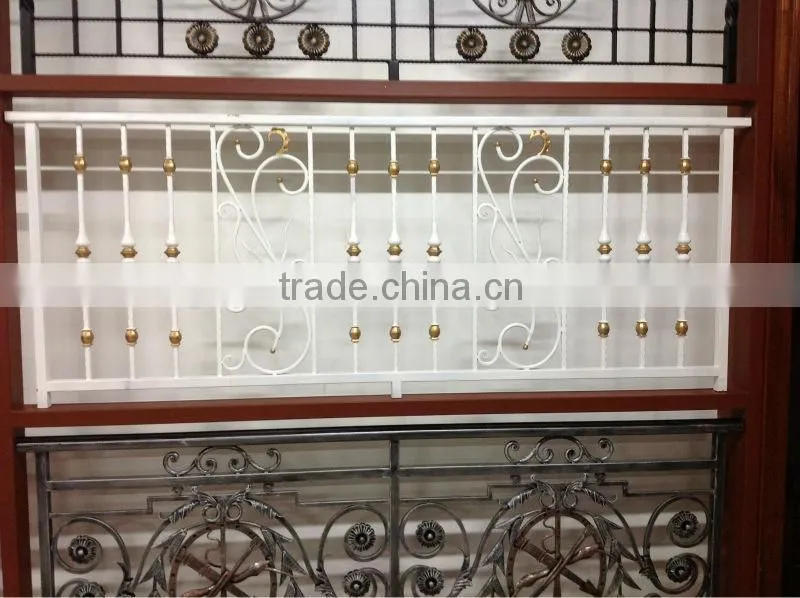 2015 Top-selling garden wrought iron balcony railings