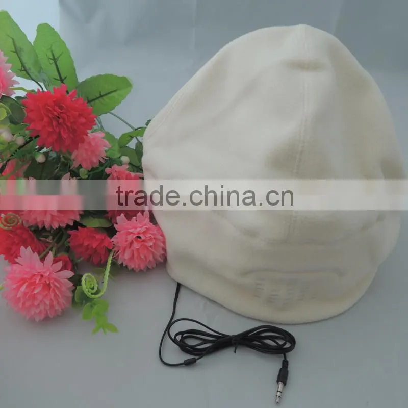 Uneed fashion winter hat for young girls with headphone