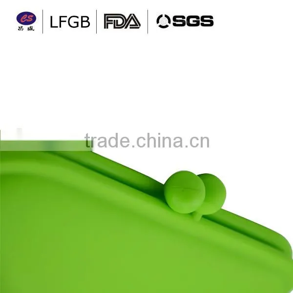 Dongguan factory Wholesale China goods silicone purse / key holder wallet small card holder wallet