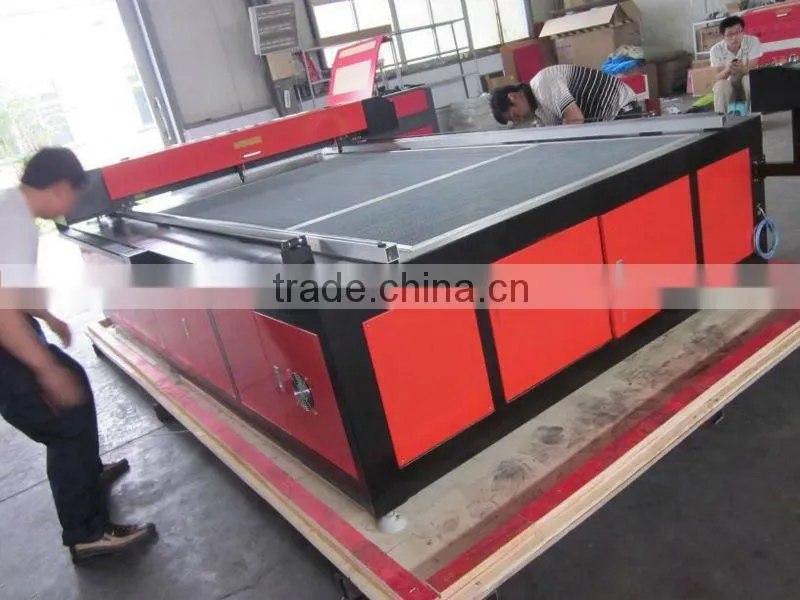 1300*2500mm 80w Flatbed CO laser engraving and cutting machine with CE certification