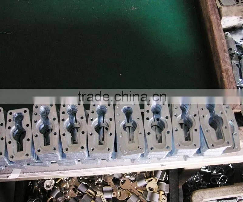 keyed gun trigger lock gun safe with key