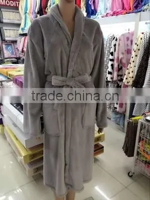 2016 various styles cheap coral fleece bathrobe made in china