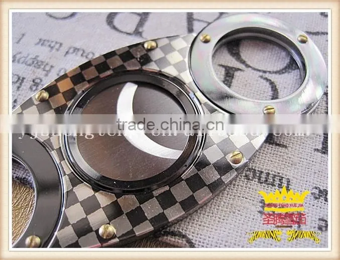 Double blade stainless steel cigar cutter 56 Ring