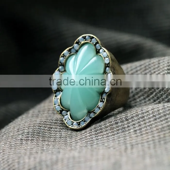 Beautiful New Design Ladies Finger Ring