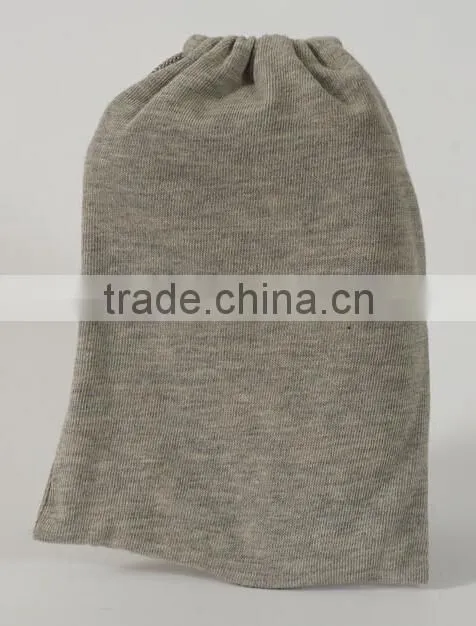 Travel Set Contains Cotton Disposable Hotel Slippers ,Air Cushions and Eyemask